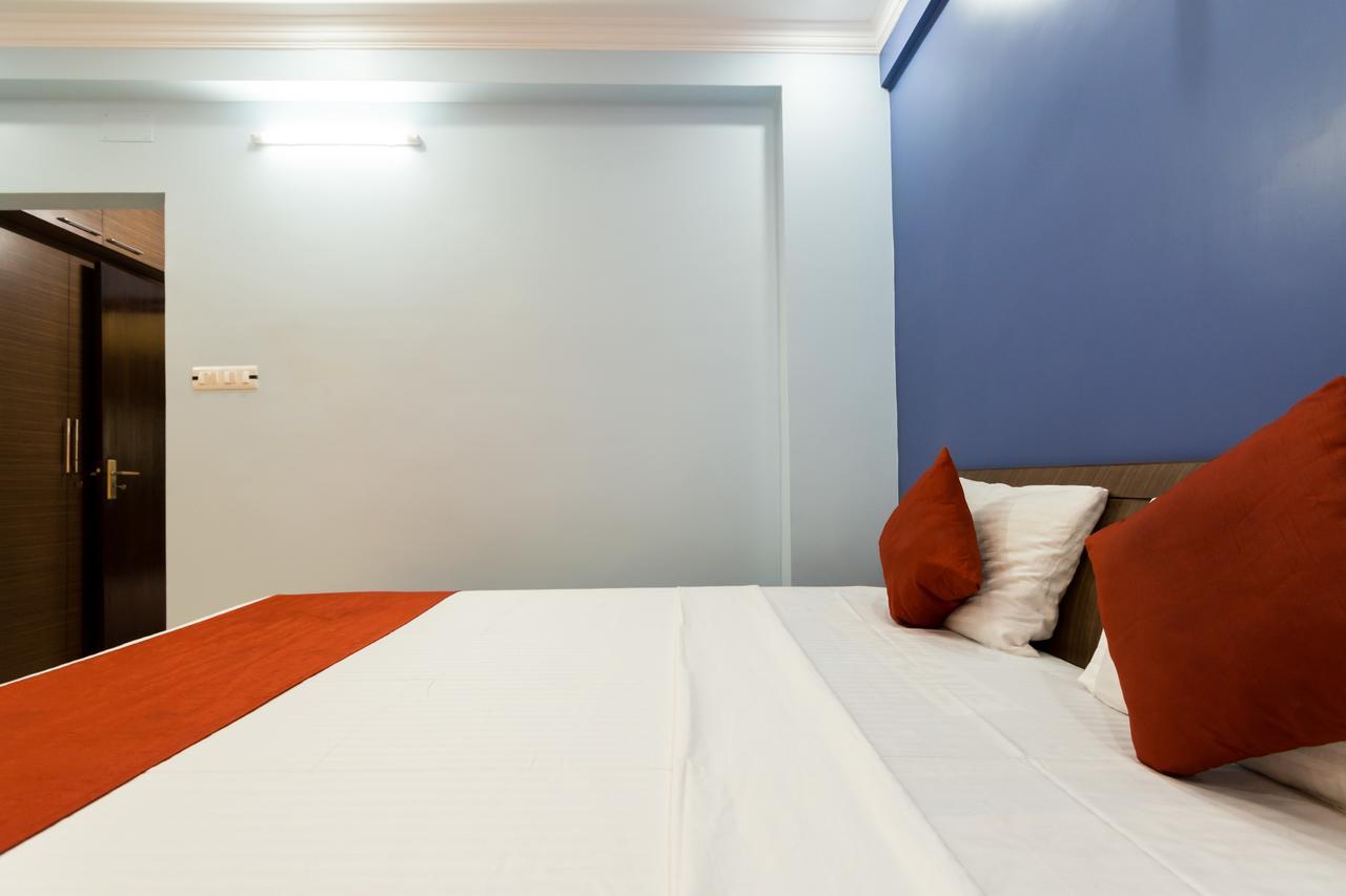 ホテル Oyo 8818 Coral Residency Newtown Liluāh エクステリア 写真